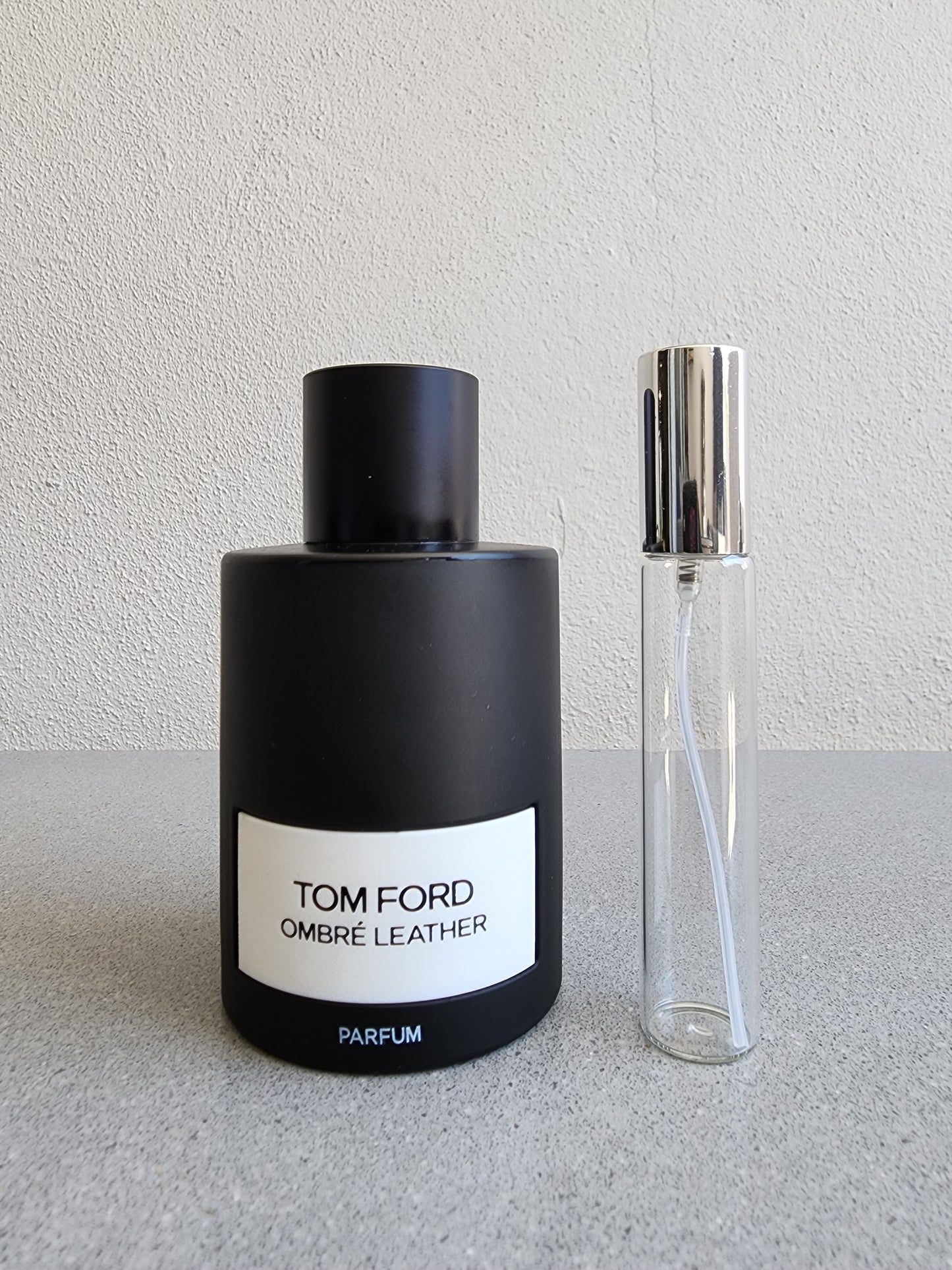 Ombré Leather Parfum Tom Ford perfume - a fragrance for women and